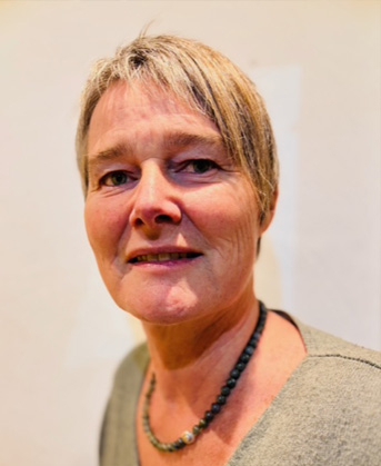 Alexandra_LEGRAND-SCHEURER_343x419px