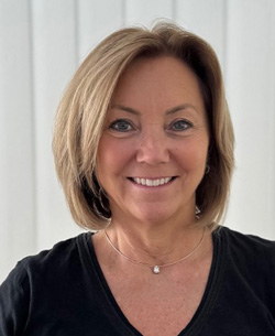 Michelle_STRICKER_250x305px